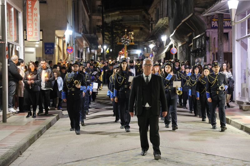  Η Ακολουθία του Επιταφίου στη Δράμα